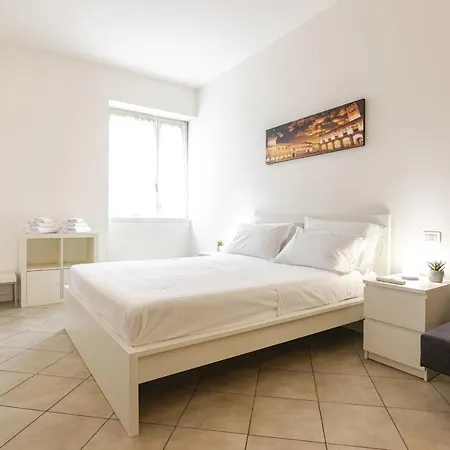 A Pochi Passi Da Palazzo Pallavicini Apartamento Bolonha